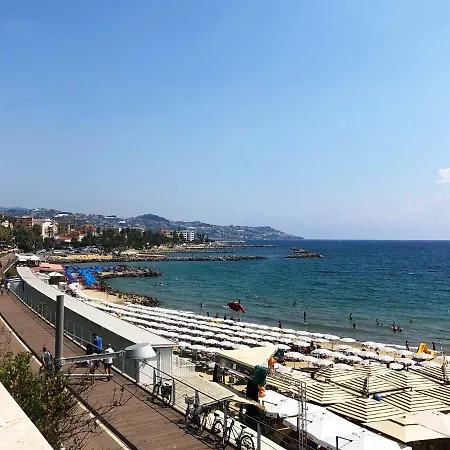 Apartman Luna *