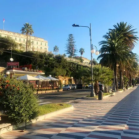 Luna San Remo